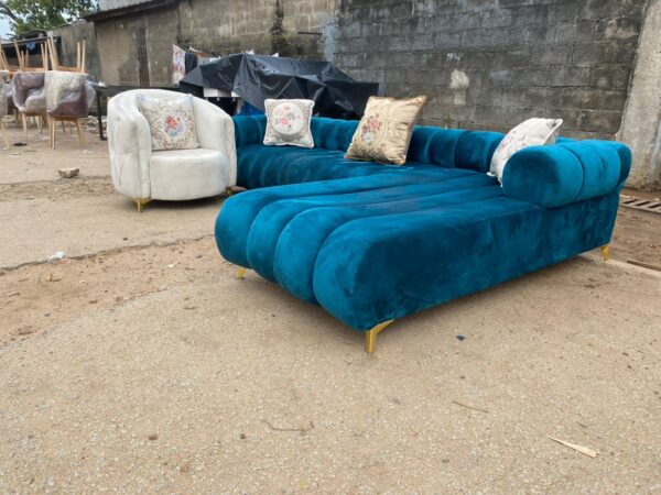 Ensemble de salon luxueux en velours capitonné