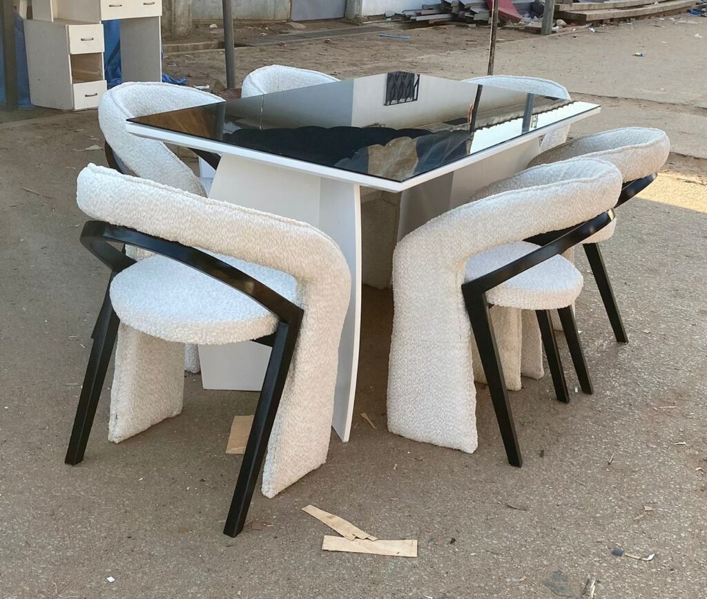 Ensemble de salle à manger moderne et élégant